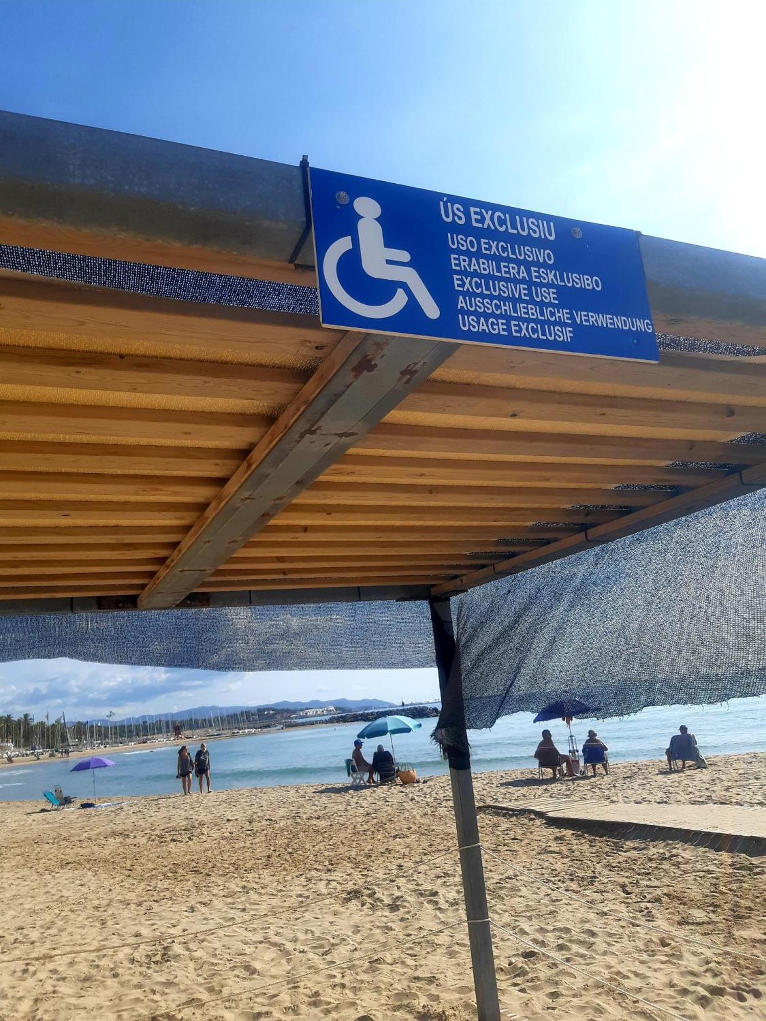 Apartamento En Segunda Linea De Mar, Wifi & A.C Cubelles Dış mekan fotoğraf